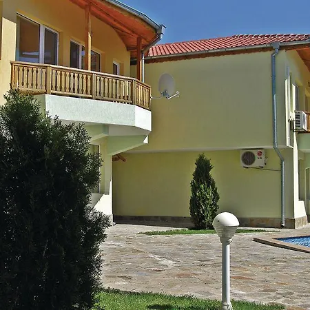 Holiday Balchik Zona Karvuna Tsŭrkva